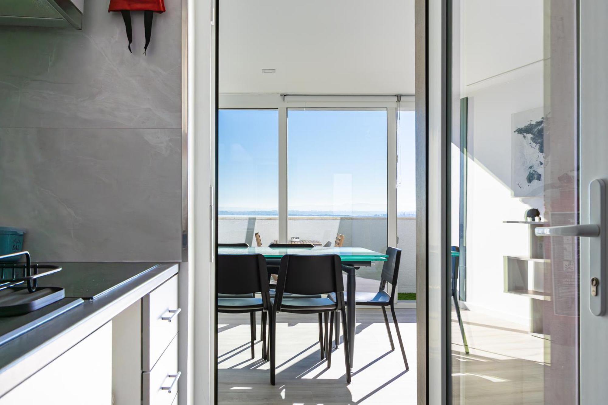 Cacilhas Riverview! * Almada